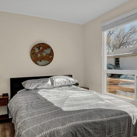 A Home Base For Your Journey Colorado Springs Exterior photo